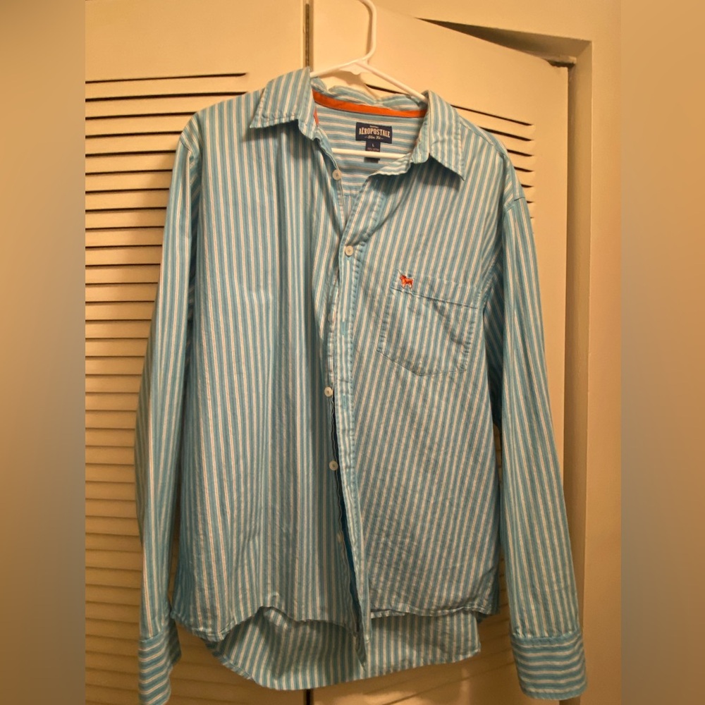 Aeropostale Blue and White Striped Men's Shirt